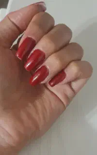کاشت ناخن و ترمیم و لمینت و ژلیش فقط هزینه ی مواد