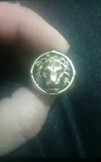 انگشتر شیر نشان