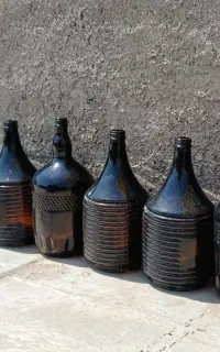 بطری شیشه ای