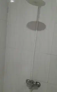 شیر آب و دوش حمام