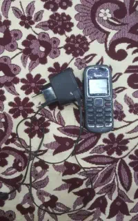 گوشی نوکیا اصل سالم سالم۱۲۸۰
