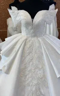 همکاری خیاط