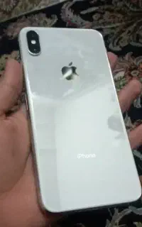 ایفون xs