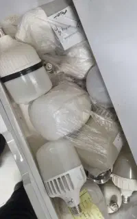 لامپ ۵۰ وات گارانتی ۱۲ ماهه چیپ داخل نو بدنه استوک