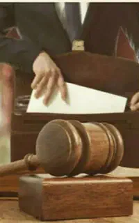 وکیل پایه یک خرم آباد