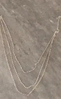 گردنبند و پابند