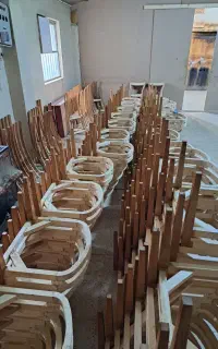 کلیه کارهای رنگ‌کاری ونجاری