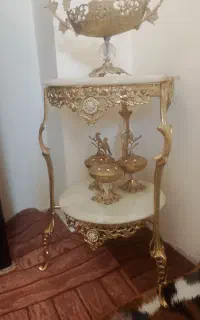 میز برنز سنگین