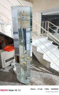 ساعت ایستاده آیینه ای