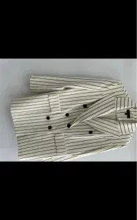 کت حاضری خریدم فقط یه تومن