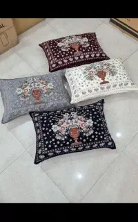 روبالشتی مخمل شانل طرح گلدون
