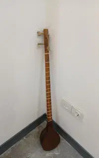 تار