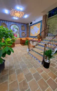 کمک اشپز و ظرف شور رستوران سنتی جیران