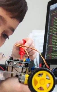 ثبت‌نام کلاس‌های رباتیک آغاز شد.