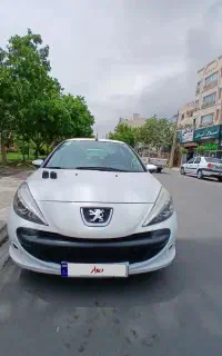 ۲۰۷ مدل ۱۴۰۰ سقف فلز سفید