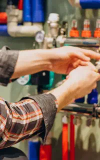 اجرای لوله کشی وتاسیسات ساختمان