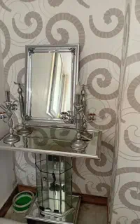 آیینه وشمعدان با میز(فامنین)
