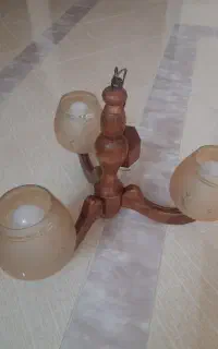 دوعدد لوستر چوبی سه شاخه