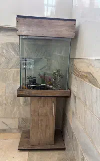 آکواریوم پایه دار