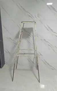 چهارپایه بلند