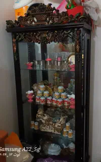 ویترین ( بوفه ) سالم بدون شکستگی