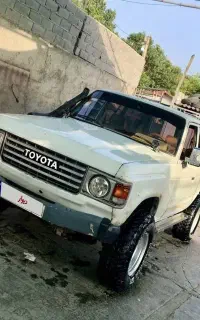 تویوتا FJ60