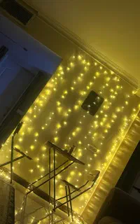میز چوبی با صندلی سالم سالم
