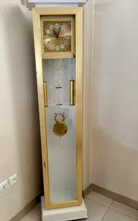 ساعت ایستاده آونگ دار