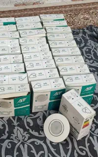 هالوژن (قاب و لامپ)