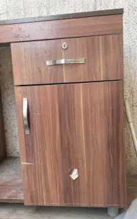 میز