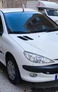 پژو ۲۰۶ SD سفید V8 موتور TU5 مدل ۹۵