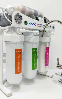 سرویس کامل دستگاه تصفیه آب خانگی