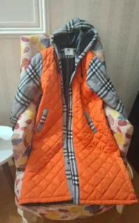 کاپشن کلاه دار
