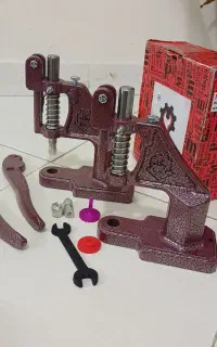 دستگاه پرس دکمه دوعدد