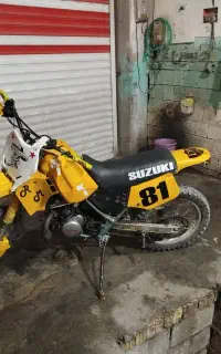 سوزوکیrh250