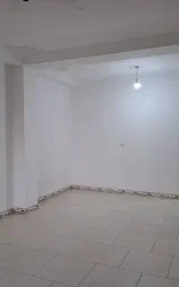 واحد 80 متری خیابان دانشگاه