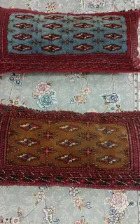 پشتی دست بافت سایز کوچک مناسب بومگردی