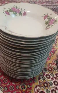 بشقاب غذاخوری