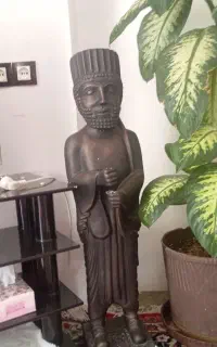 دوتا مجسمه