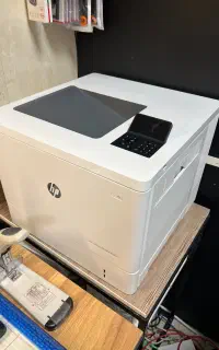 پرینتر رنگی اچ پی M553 HP