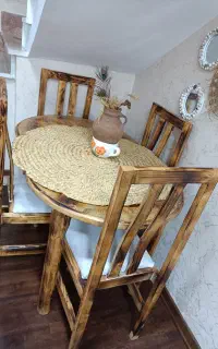 میز ناهار خوری ۴ نفره در حد نو