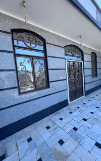تعدادی درب و پنجره