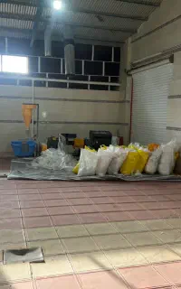 کارگر مصالح ساختمانی