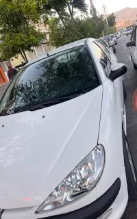 پژو ۲۰۶صندوقدار V8