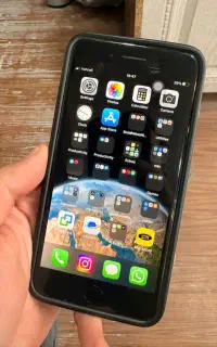 ایفون ۸ پلاس ۶۴