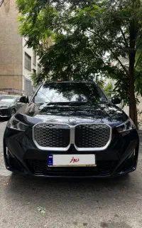 بی ام و ix1 ۲۰۲۵ کربن بلک با کیت