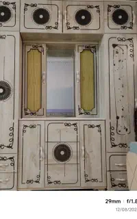 کمد فروشی