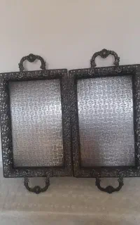 یک جفت سینی پایه دار خوب قشنگ منظم