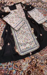 فرش  لباس بلوچی زی استین روفرشی