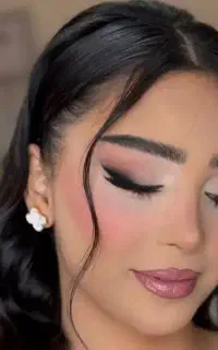 میکاپ و شنیون تخصصی عروس و همراهی